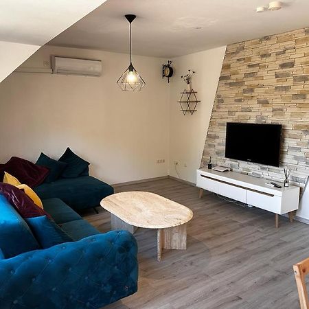 A&V Apartments Wunderschoene Rheinblick Wohnung Zum Entspannen Apt Ela Дуйсбург Екстер'єр фото